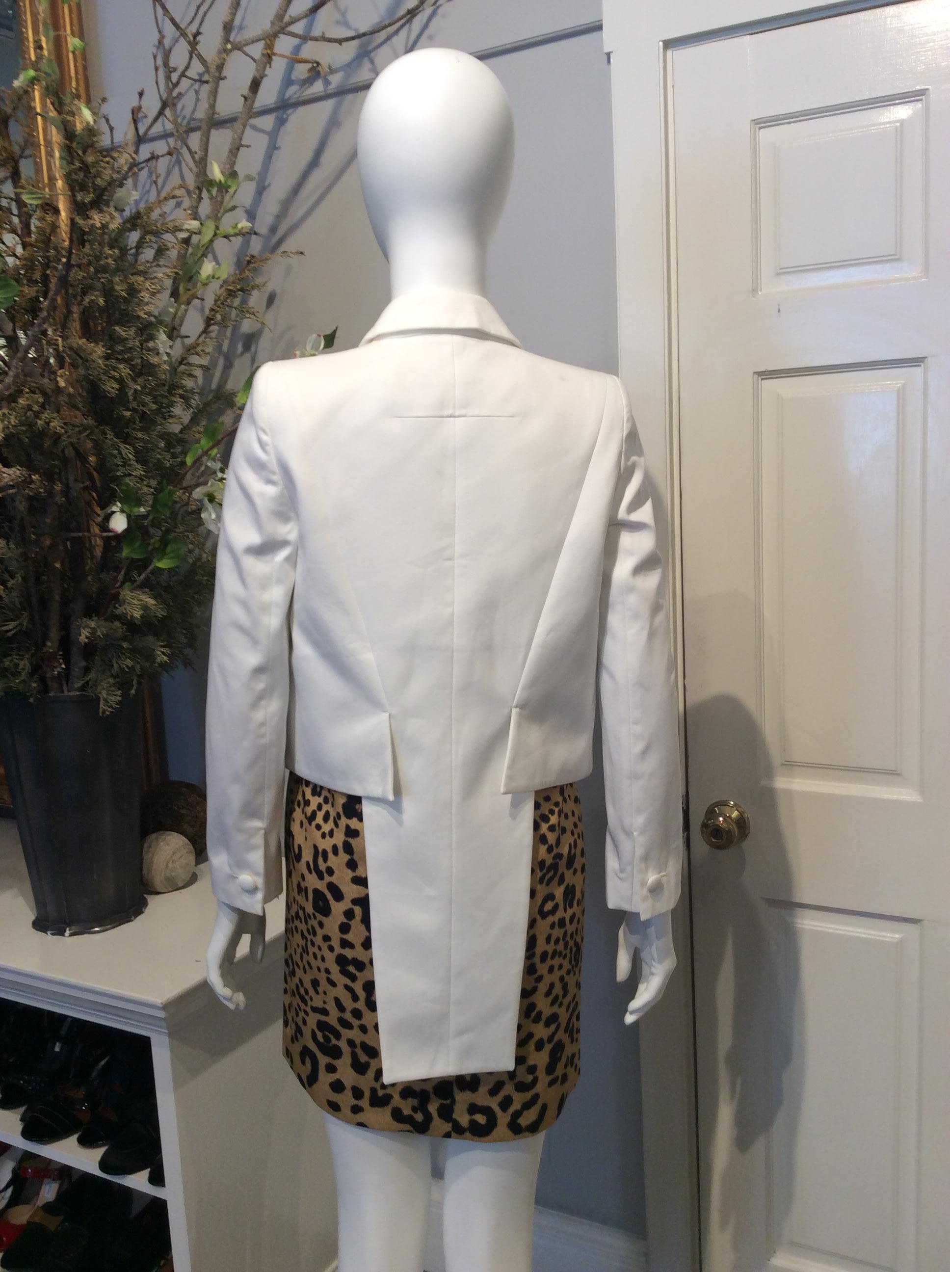 Givenchy White and Leopard Print Knee-Length Cotton Coat   In Excellent Condition For Sale In San Francisco, CA