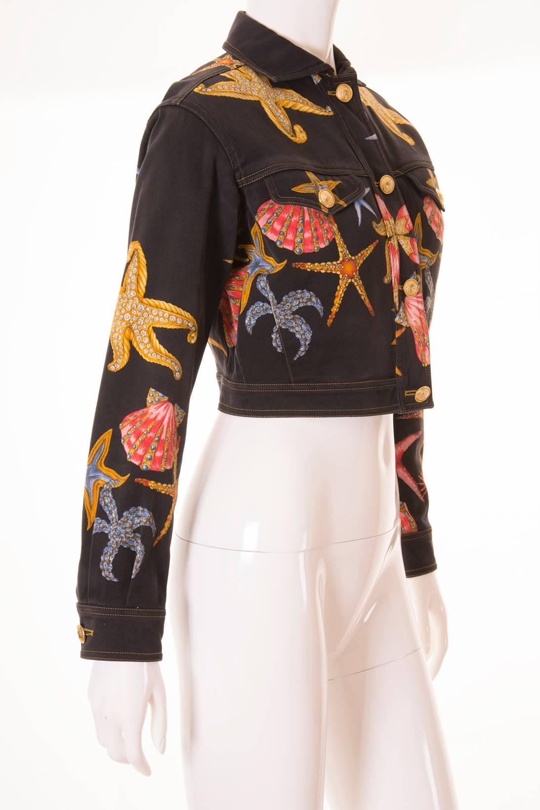 Gianni Versace Iconic Starfish and Seashell Print Jacket In Excellent Condition In Brunswick West, Victoria