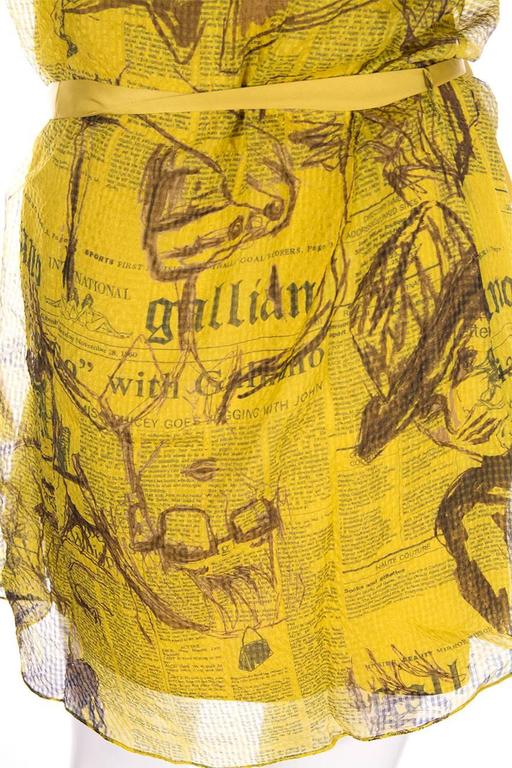 Serviette De Plage Vintage John Galliano - Imprimé Journal, Blanc - Occasion Très Bon état