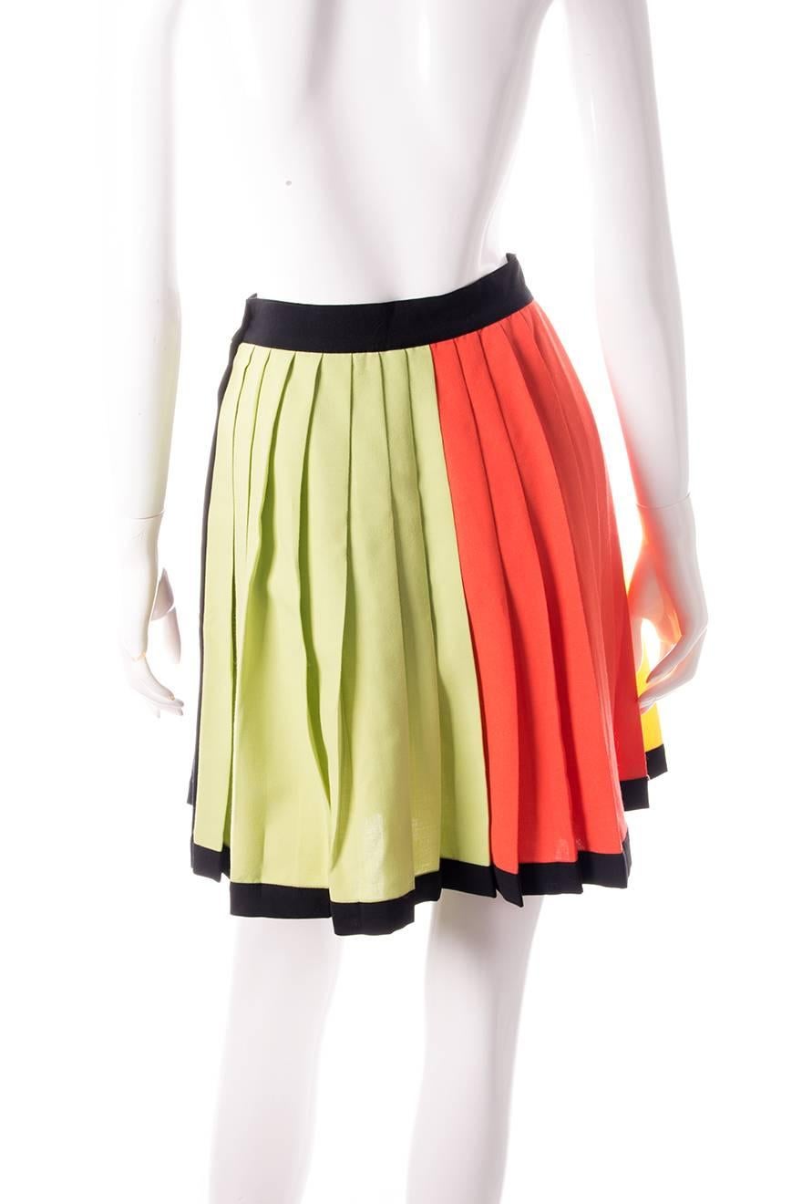 Black Gianni Versace 90s Colorblock Pleated Skirt For Sale