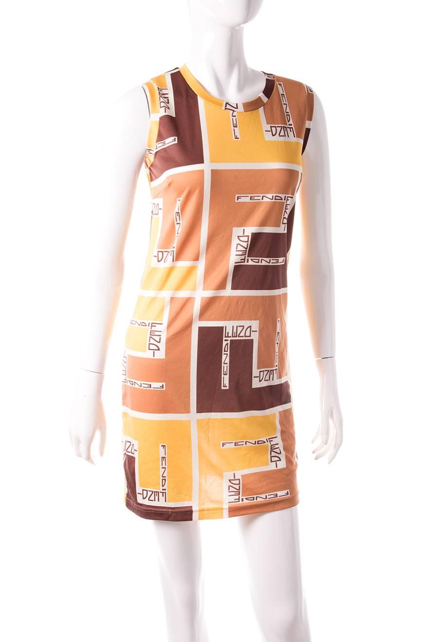 Shift dress by Fendi in an allover logo print. Circa 90s.  

Excellent condition demonstrating little to no visible signs of wear.

 
Marked size: 44 (IT)
To fit: S-M

Chest: 41 cm
Waist: 39 cm
Length: 85 cm