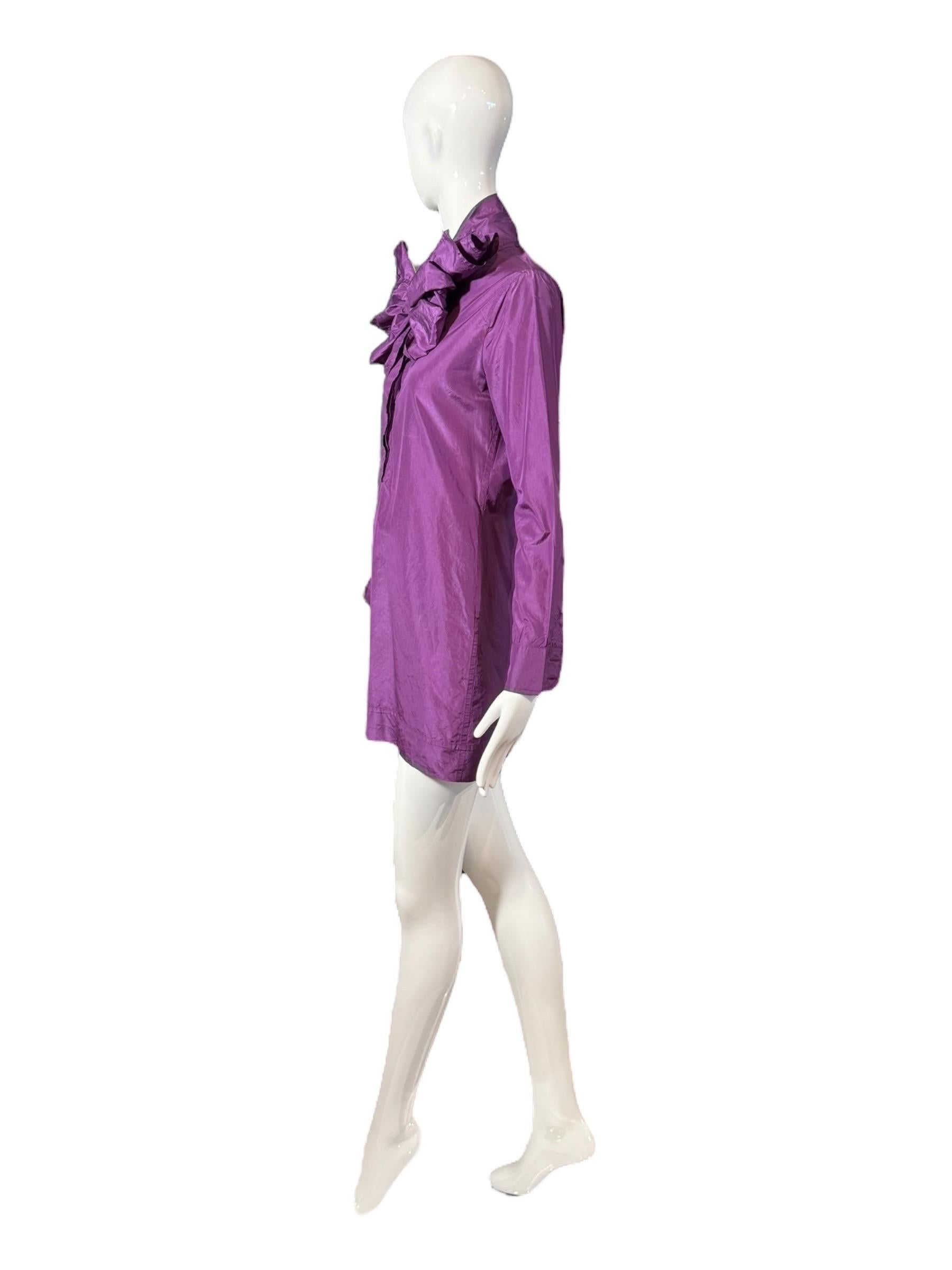 Yves Saint Laurent Rive Gauche 2007 - Mini robe en soie avec nœud sur le devant - Violet en vente 4