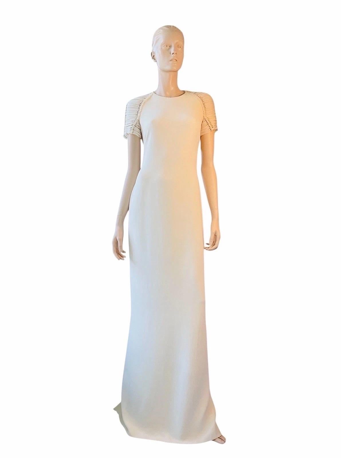 Ralph Lauren Purple Label Abito in seta bianca con maniche increspate in macramè, primavera 20 in vendita 4