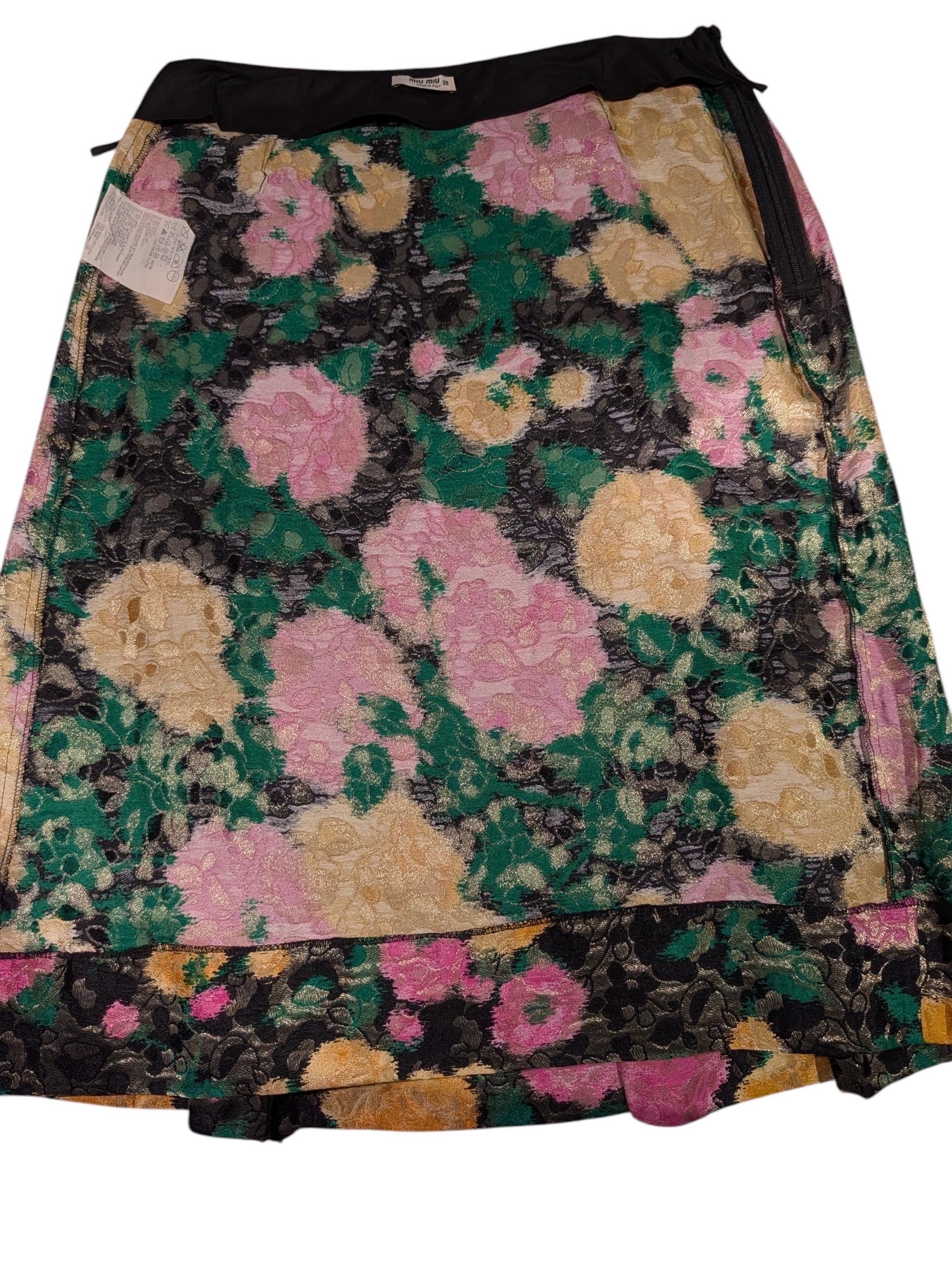 Miu Miu Primavera/Verano 2004 Falda plisada en jacquard de seda floral en venta 5