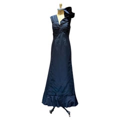 2010 Oscar De La Renta pre-fall Runway Black Sculptural Evening Gown