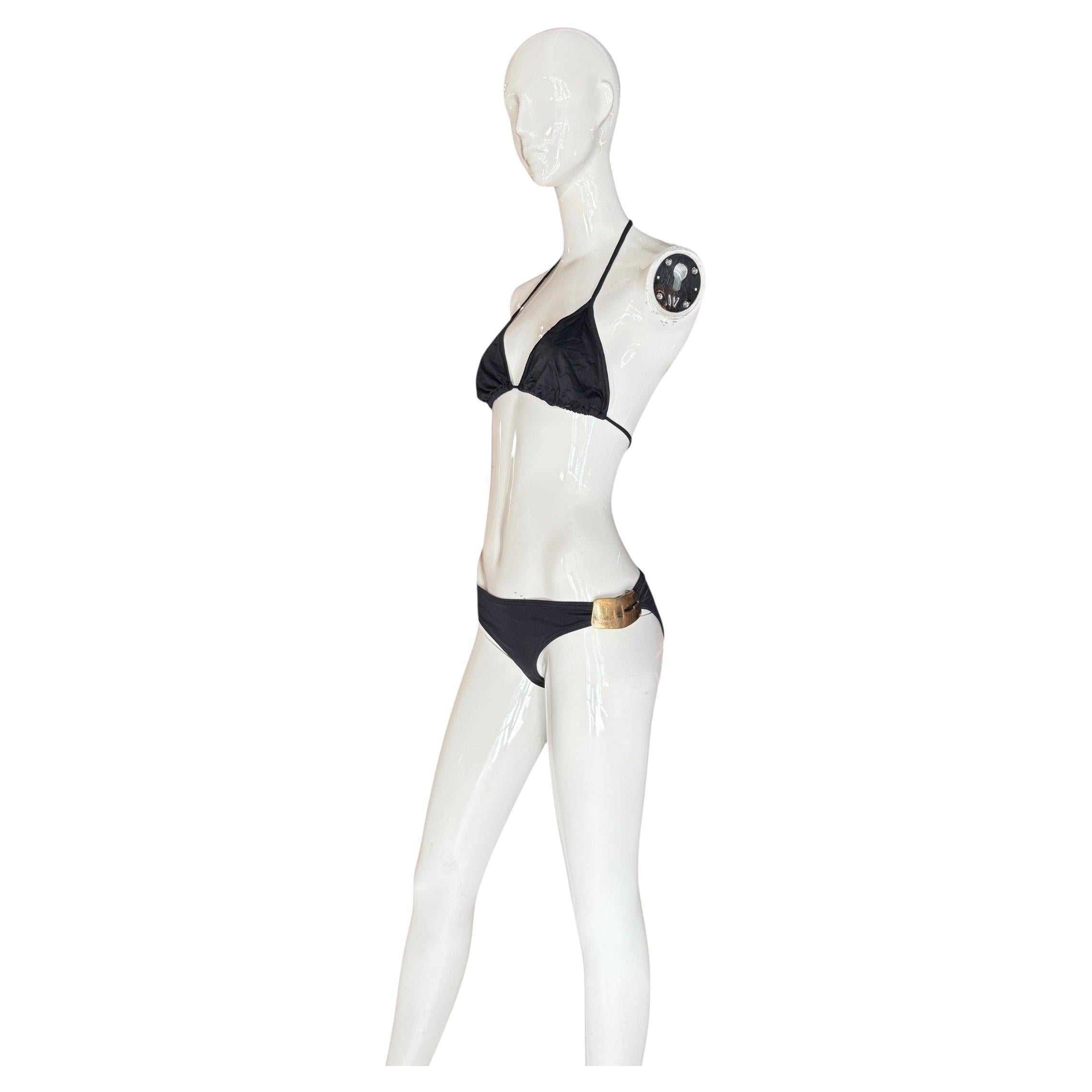 Bikini noir de Gucci by Tom Ford, S/S 2001, avec des attaches dorées en forme de G