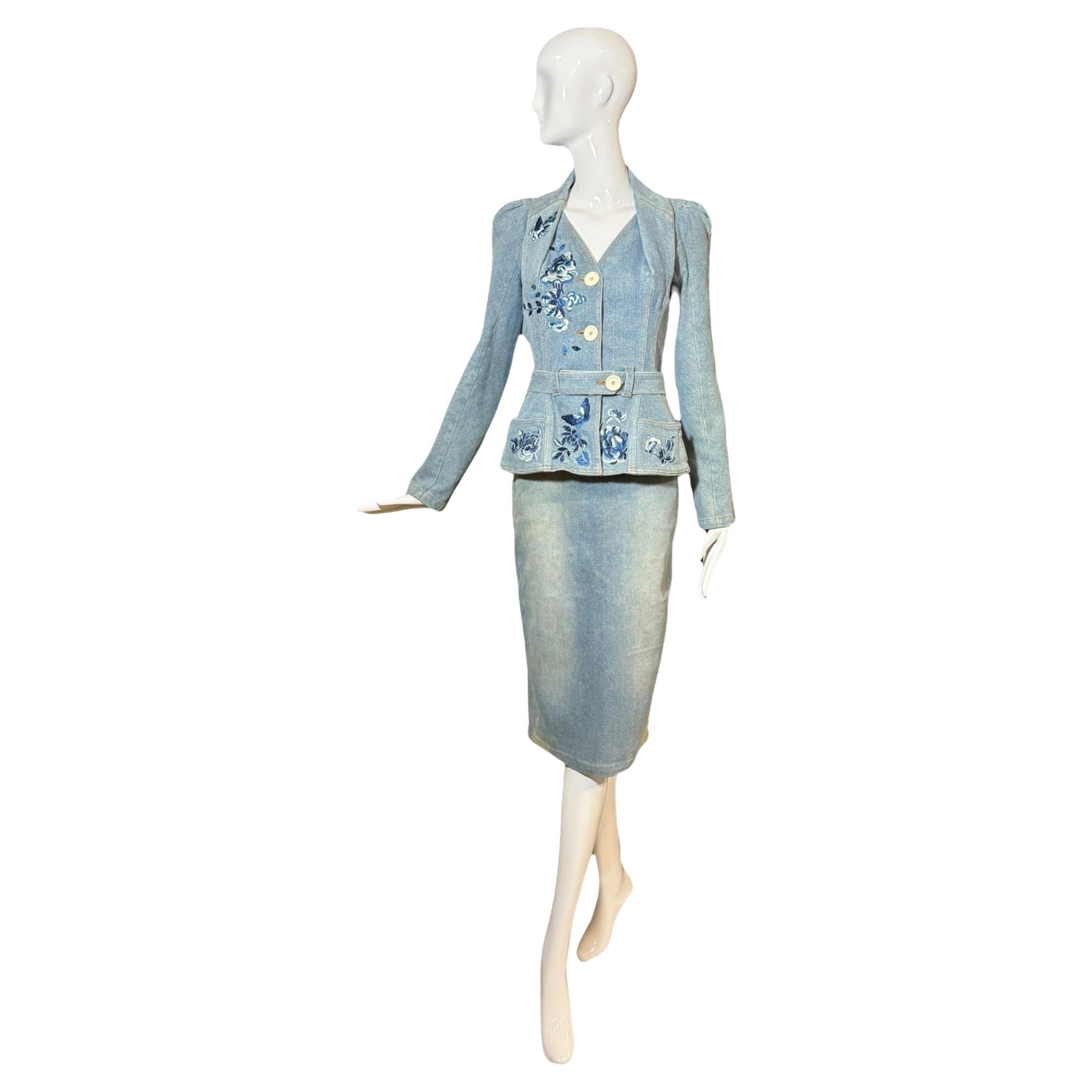 Christian Galliano for Christian Dior Primavera 2005 Abito con gonna ricamata in denim in vendita