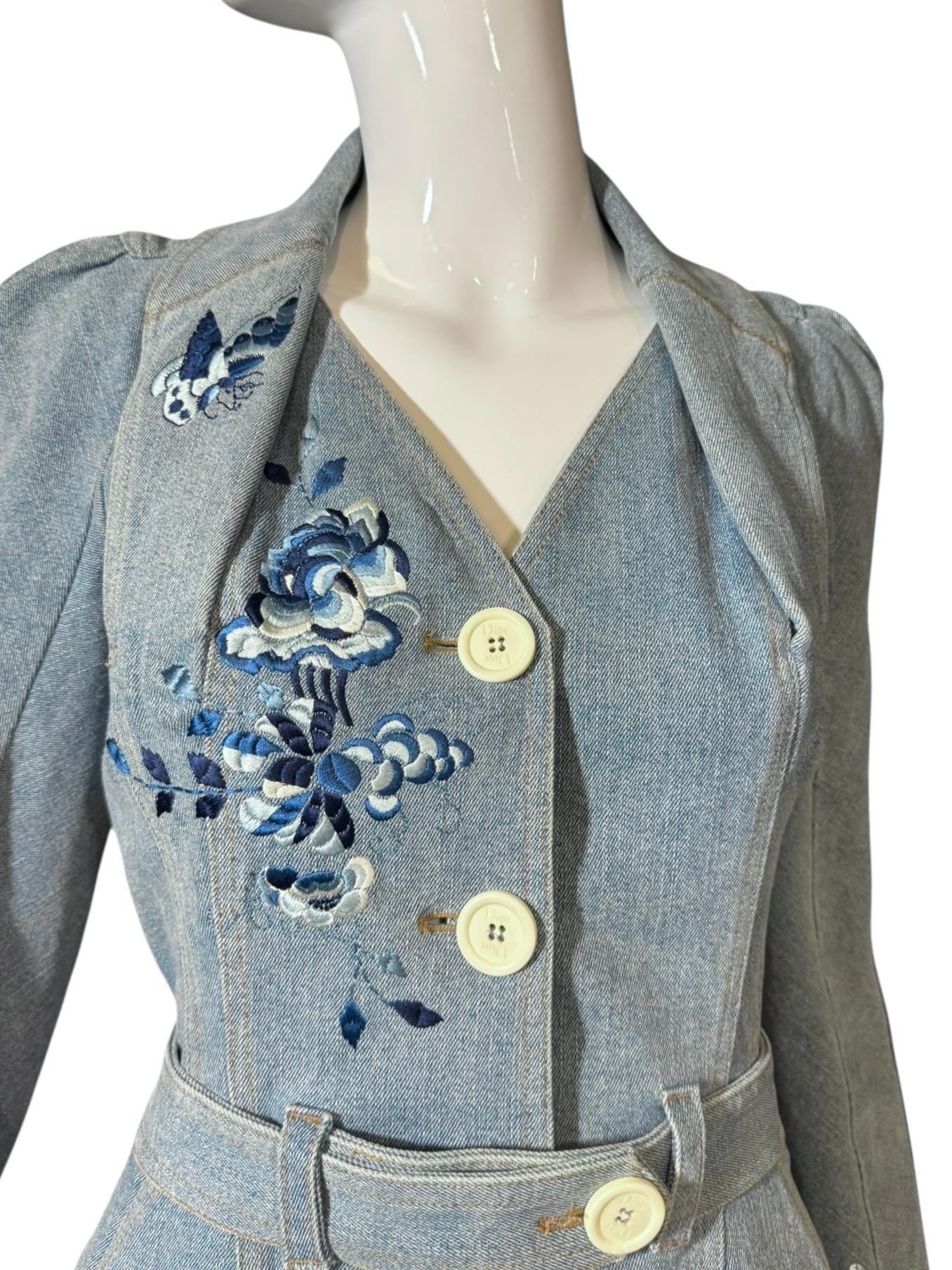 Christian Galliano for Christian Dior Primavera 2005 Abito con gonna ricamata in denim in vendita 1