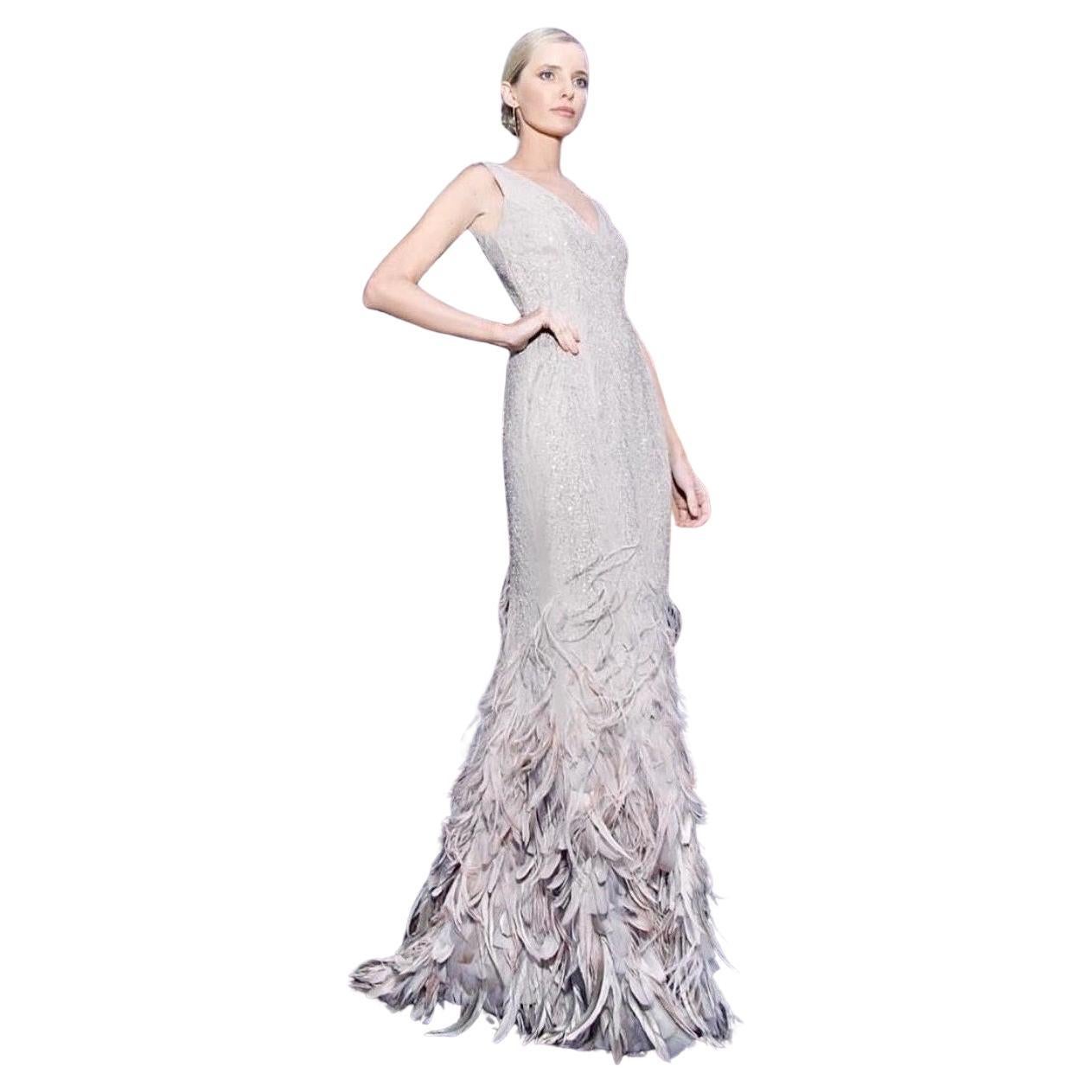 Ralph Lauren Feather One-of-a-Kind Gown, Special Occasion Collection'S, 2017 im Angebot