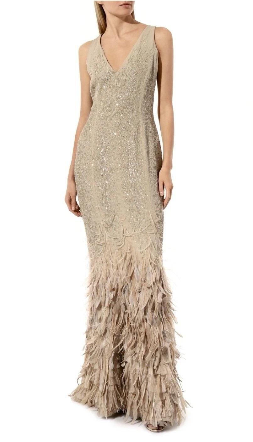 Ralph Lauren Feather One-of-a-Kind Gown, Special Occasion Collection'S, 2017 im Angebot 1