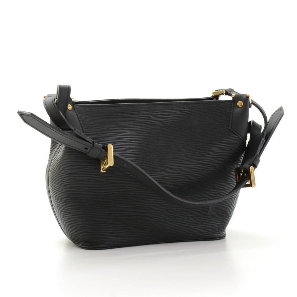 Louis Vuitton Mandara PM Black Epi Leather Shoulder Bag 2