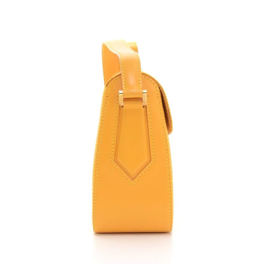 Women's Louis Vuitton Bushi Yellow Epi Leather Shoulder Bag