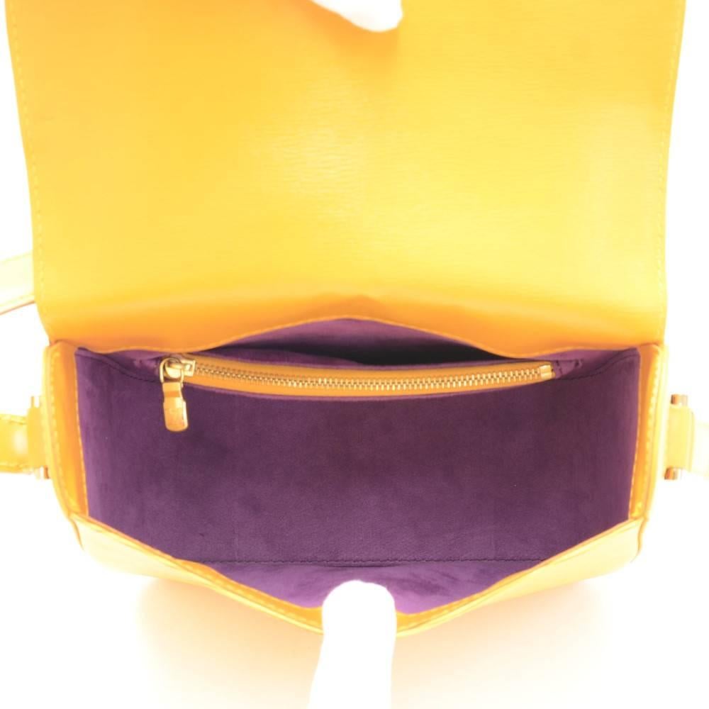 Louis Vuitton Bushi Yellow Epi Leather Shoulder Bag 4