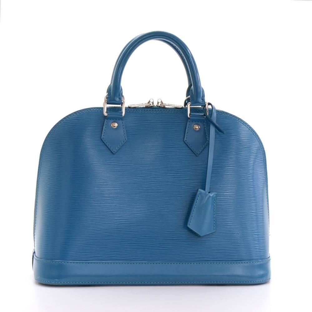 Louis Vuitton Alma NM Blue Cyan Epi Leather Silver Hardware Hand Bag For Sale