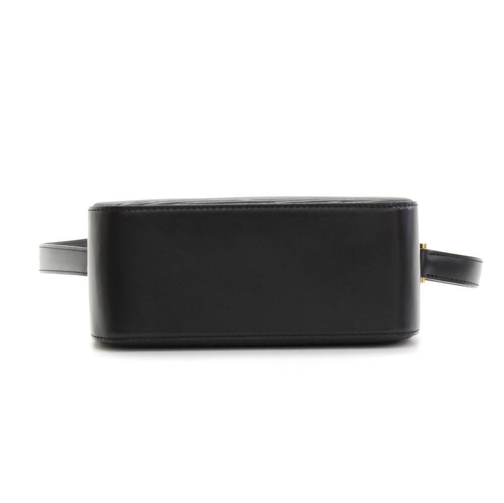 Louis Vuitton Byushi Black Epi Leather Shoulder Bag 2