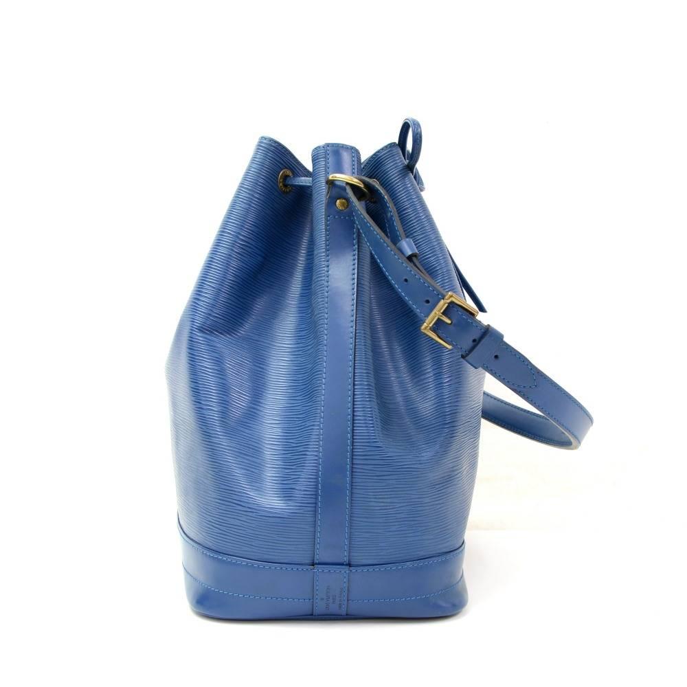 Louis Vuitton Noe Large Blue Epi Leather Shoulder Bag 1