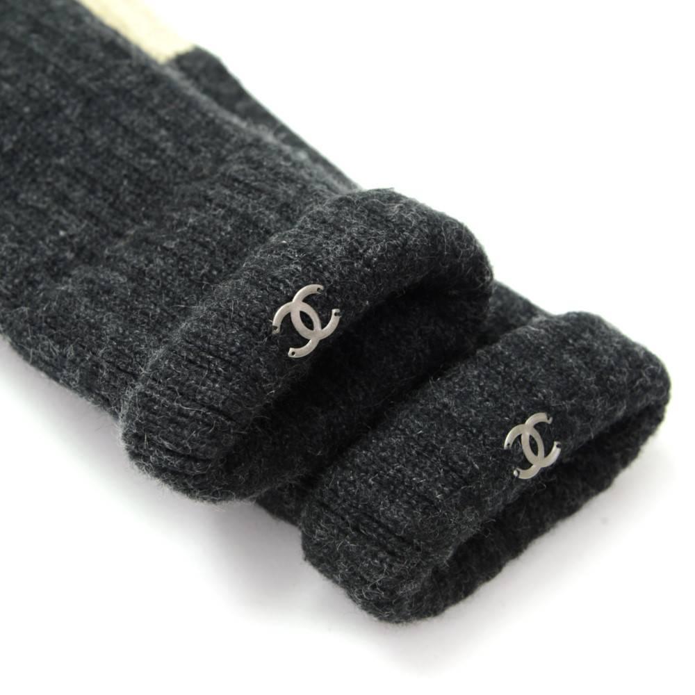 Chanel Black x Beige Wool Arm Wamer Fingerless Gloves 1