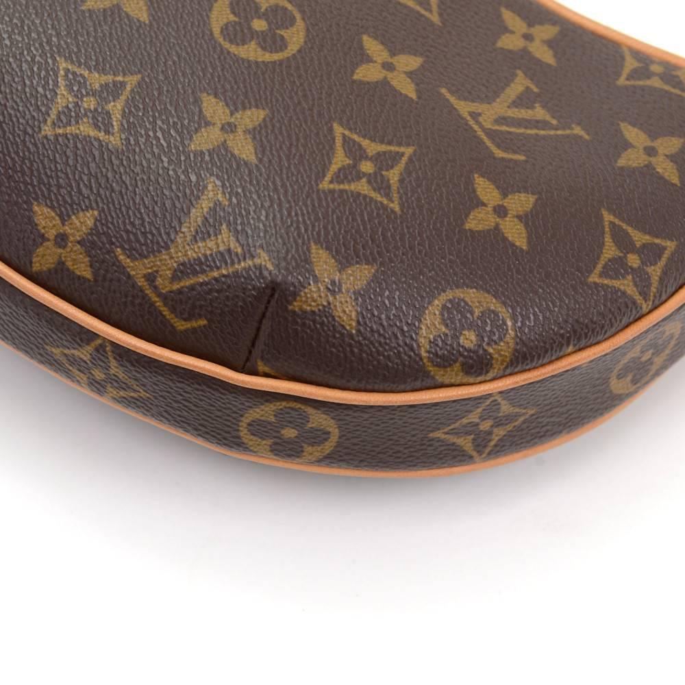 Louis Vuitton Pochette Croissant Monogram Canvas Shoulder Handbag 2