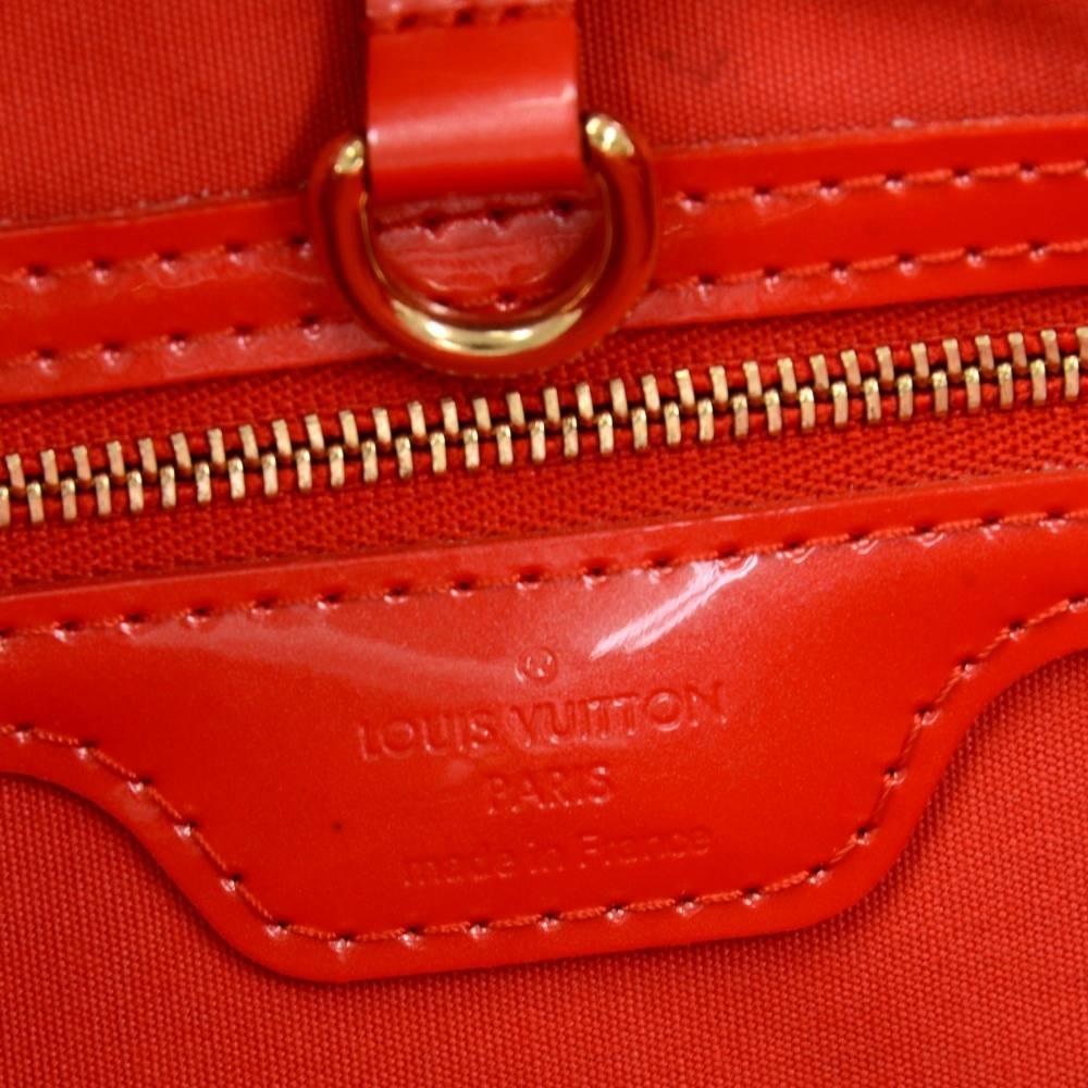 Louis Vuitton Willshire Red Vernis Leather Hand Bag For Sale 4