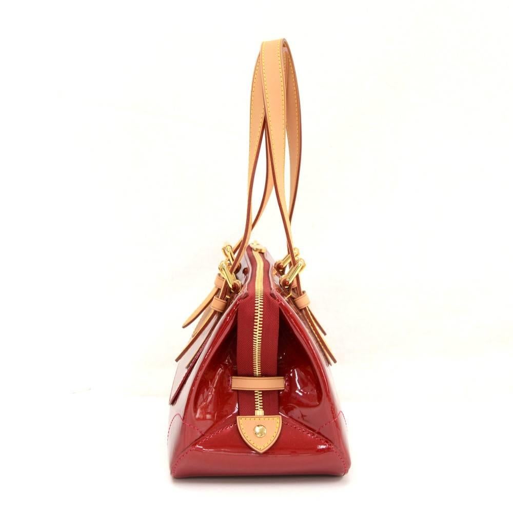 Louis Vuitton Rosewood Avenue Red Pomme D'amour Vernis Leather Shoulder Hand Bag In Excellent Condition In Fukuoka, Kyushu