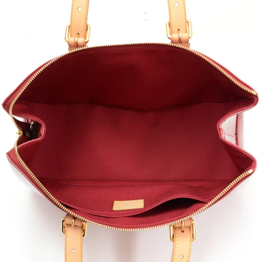 Louis Vuitton Rosewood Avenue Red Pomme D'amour Vernis Leather Shoulder Hand Bag 6