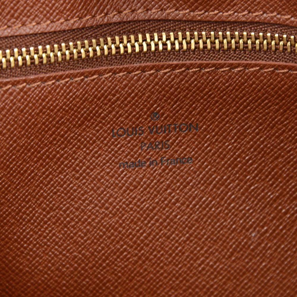 Vintage Louis Vuitton Trocadero 30 Monogram Canvas Shoulder Bag 4