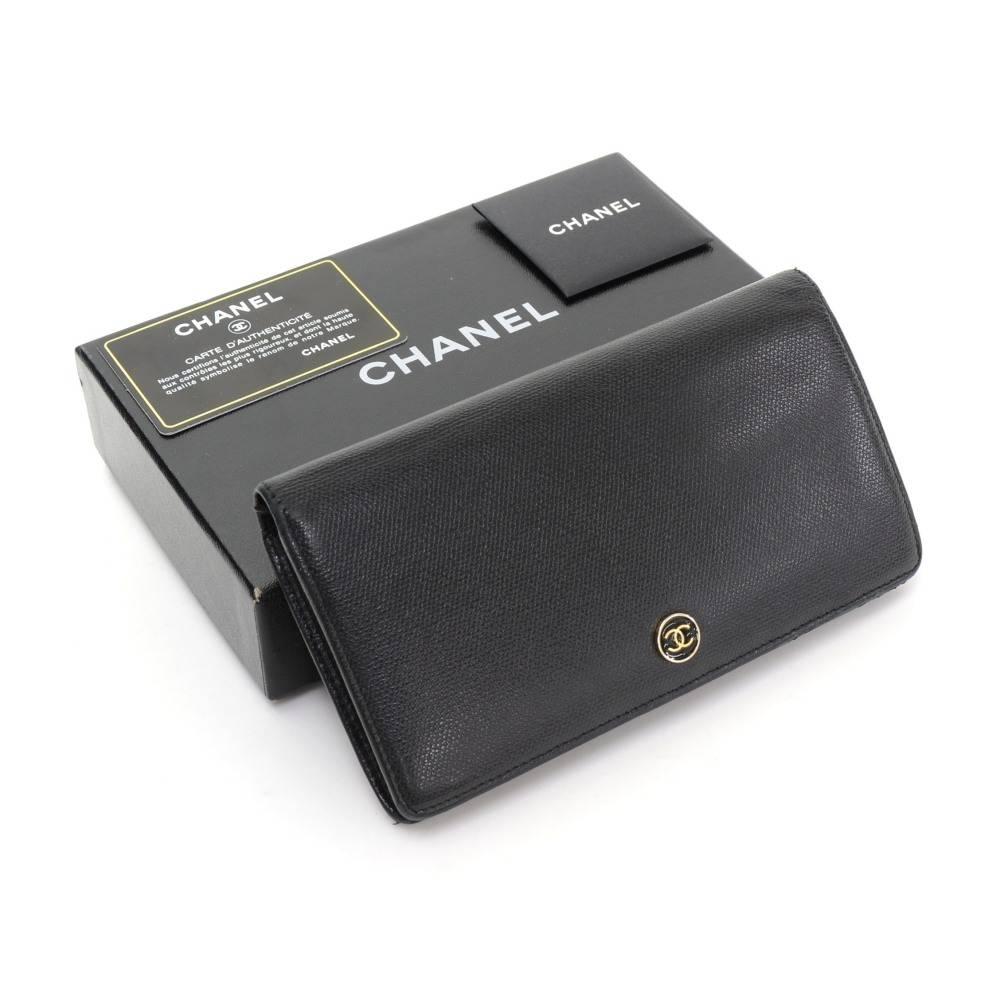 Chanel caviar leather wallet. Inside has 1 compartment for note, 1 zipper pocket for coin, 5 open pockets and 8 card slots. Very cute and make great companion where you go!

Made in: France
Serial Number: 12714211
Size: 7.1 x 3.5 x 0 inches or