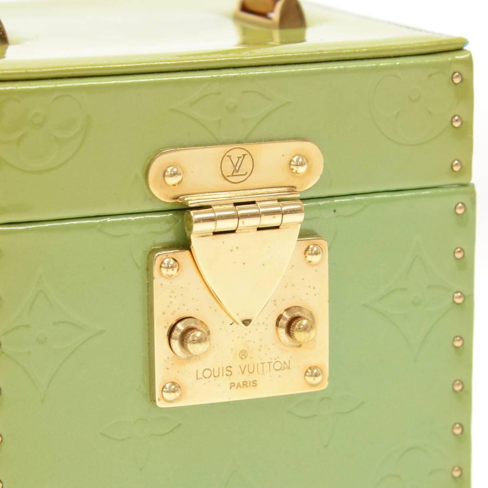 Louis Vuitton Bleeker Green Vernis Leather Cosmetic Case HandBag 2