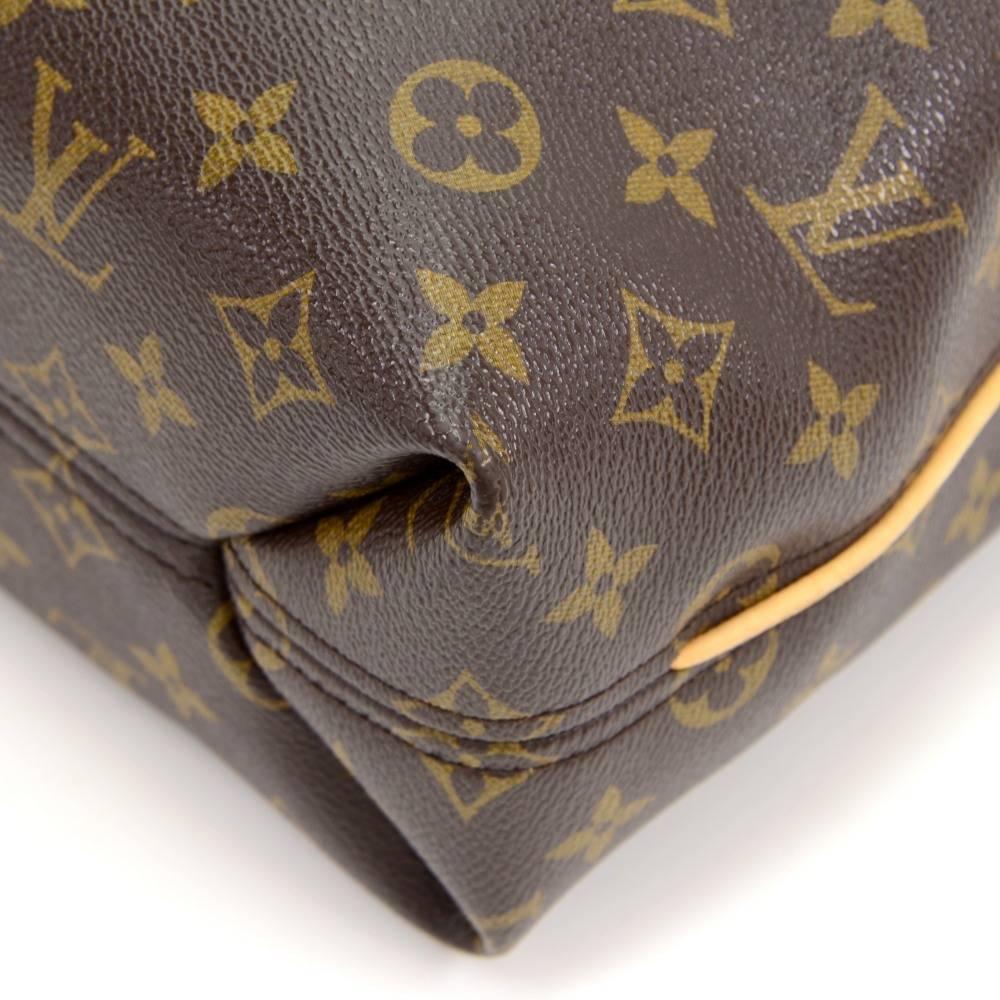 Louis Vuitton Sully PM Monogram Canvas Handbag In Good Condition In Fukuoka, Kyushu