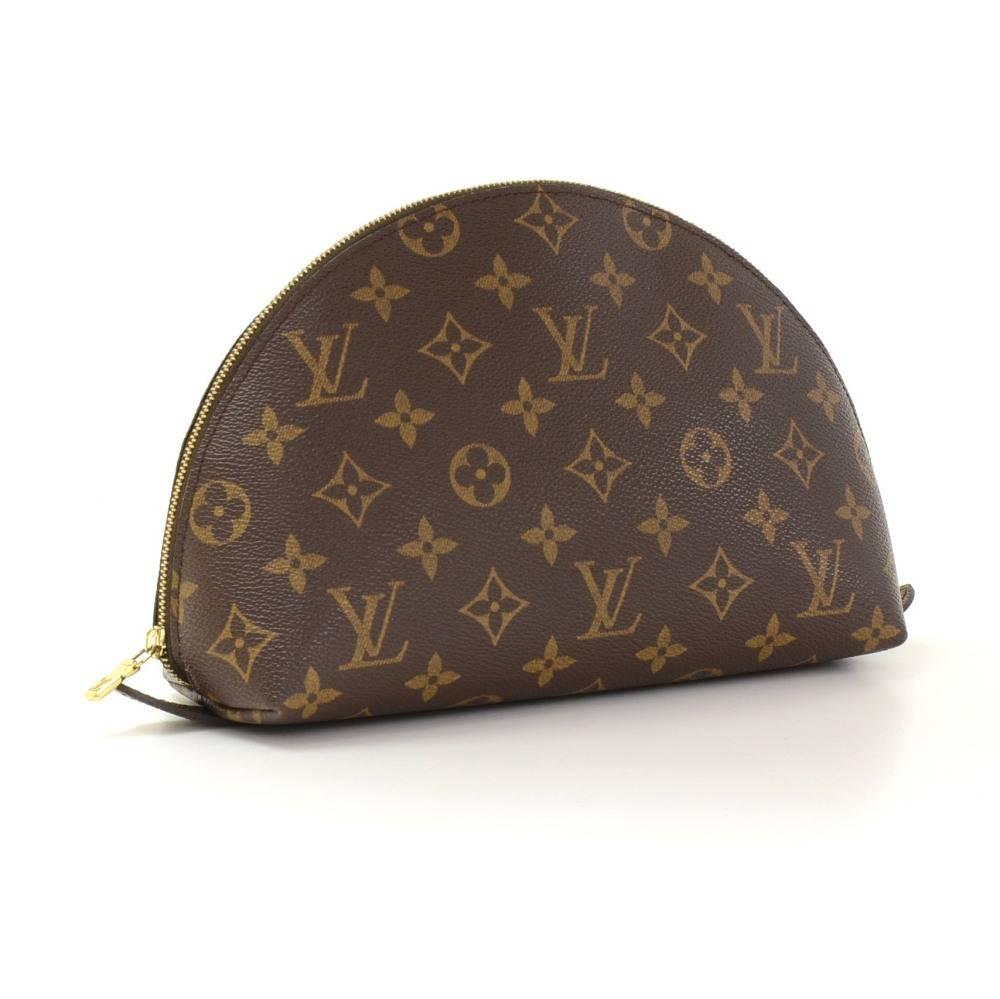 Louis Vuitton Trousse Demi Ronde 23 Monogram Canvas Cosmetic Pouch In Excellent Condition In Fukuoka, Kyushu