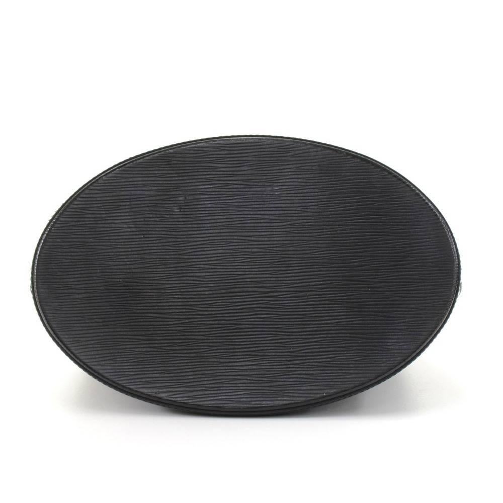 Louis Vuitton Cluny Black Epi Leather Shoulder Bag 2