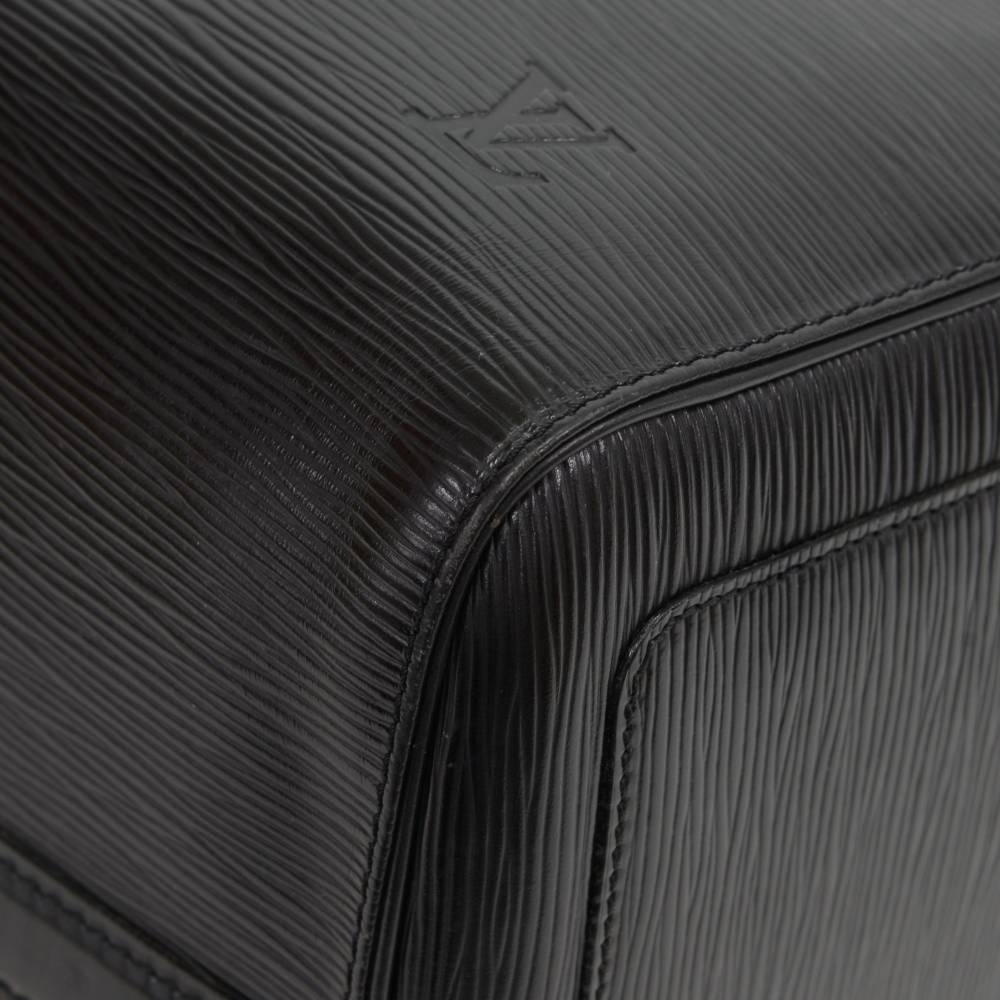 Vintage Louis Vuitton Keepall 45 Black Epi Leather Duffle Travel Bag 4
