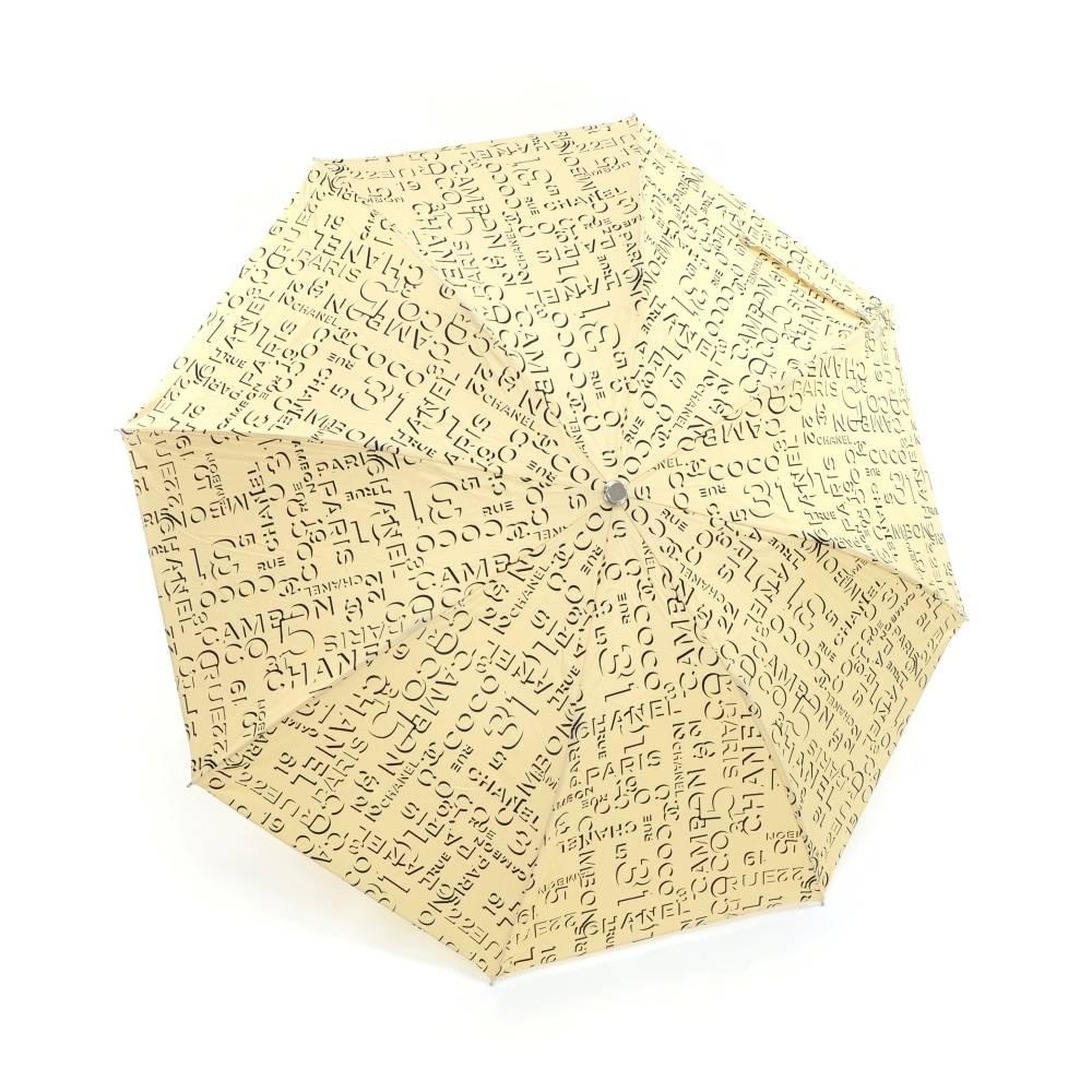 Chanel Beige x Black Graffiti Cotton Folding Umbrella In Excellent Condition In Fukuoka, Kyushu