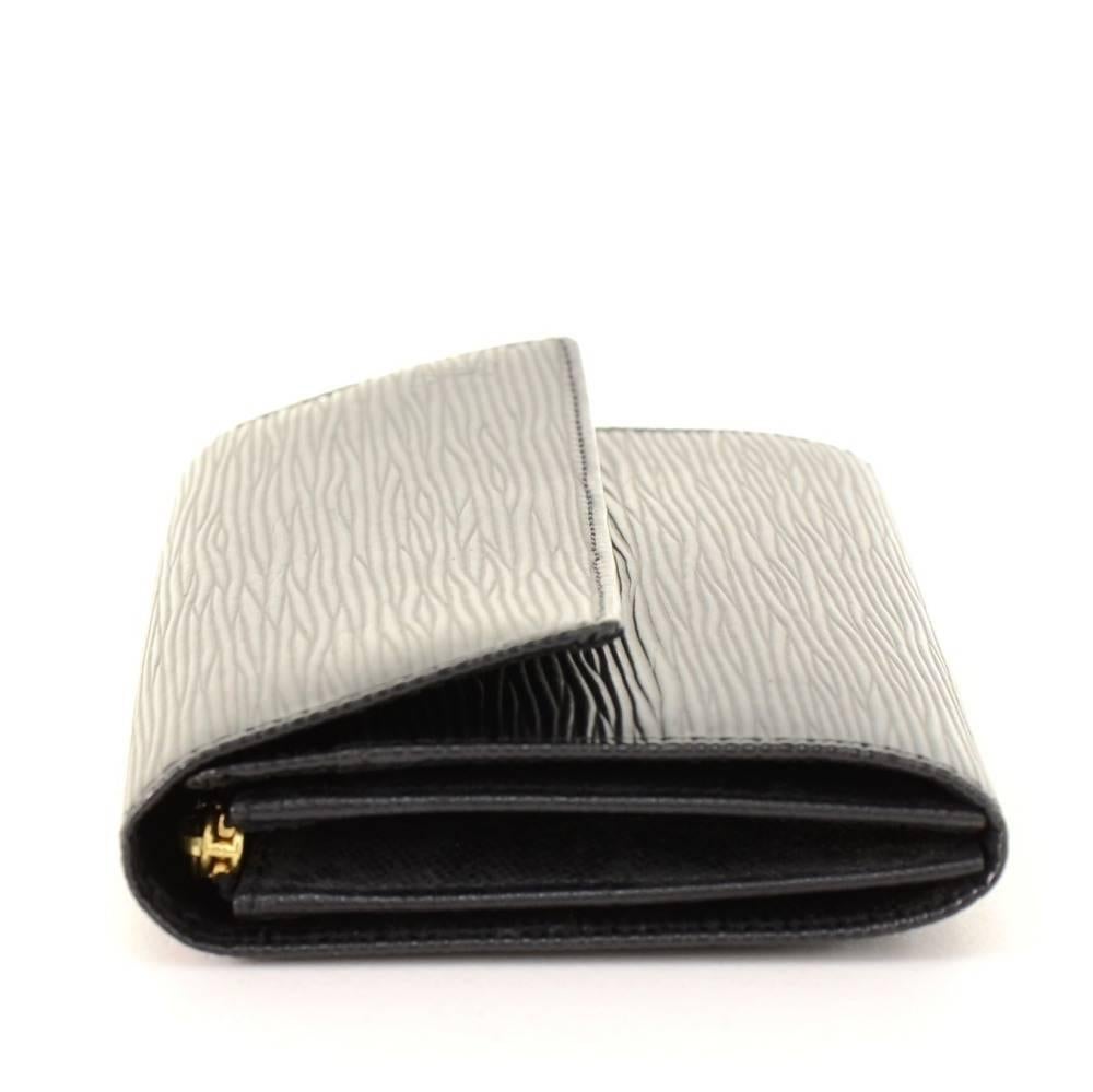 Women's Louis Vuitton Pochette porte-monnaie credit NM Black Epi Leather Wallet