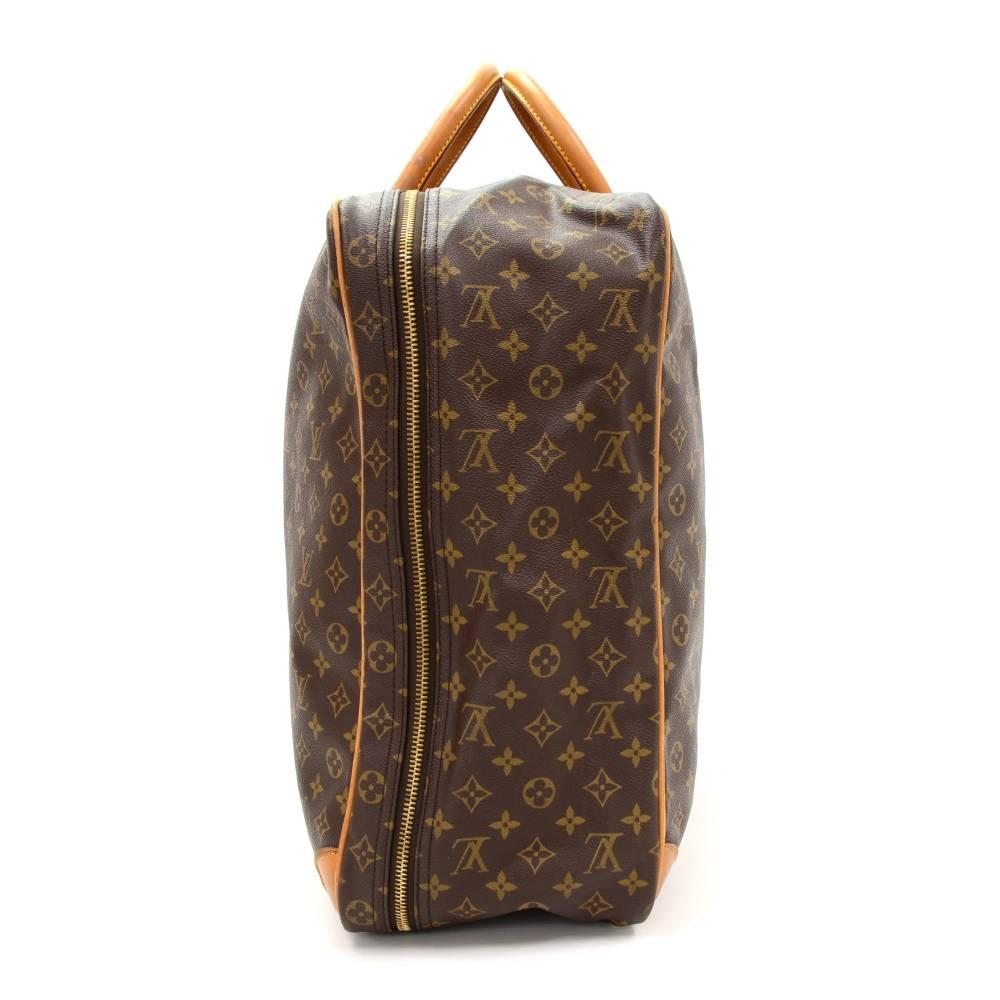 Women's or Men's Vintage Louis Vuitton Sirius 60 Monogram Canvas XL Travel Bag