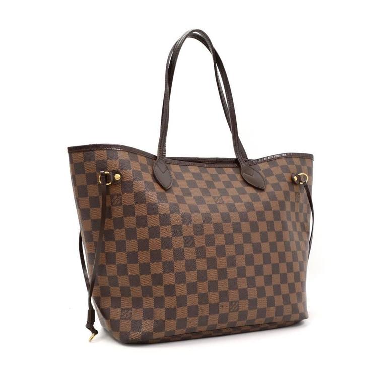 Black Louis Vuitton Neverfull Handbags