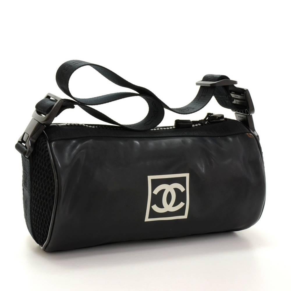 Chanel Sports Line Black Rubber Shoulder Pouch Bag In Good Condition In Fukuoka, Kyushu