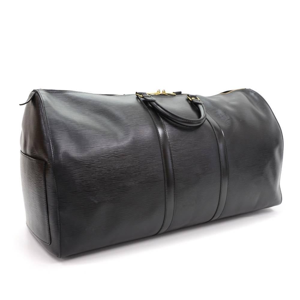 Vintage Louis Vuitton Keepall 60 Black Epi Leather Duffle Travel Bag In Good Condition In Fukuoka, Kyushu