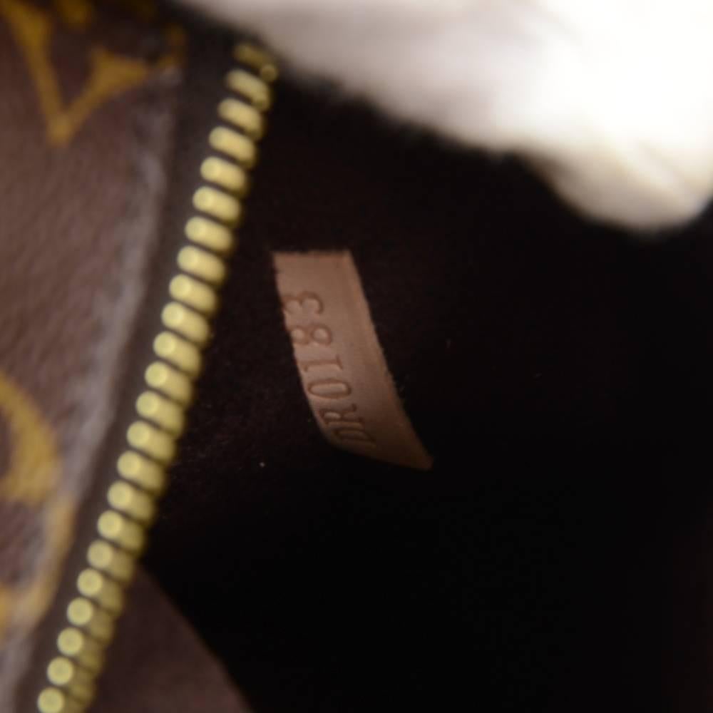 Louis Vuitton Pochette Metis Monogram Canvas Hand Bag 5