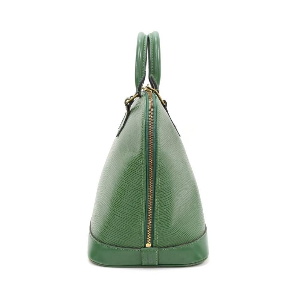 Louis Vuitton Alma Green Epi Leather Hand Bag In Good Condition In Fukuoka, Kyushu