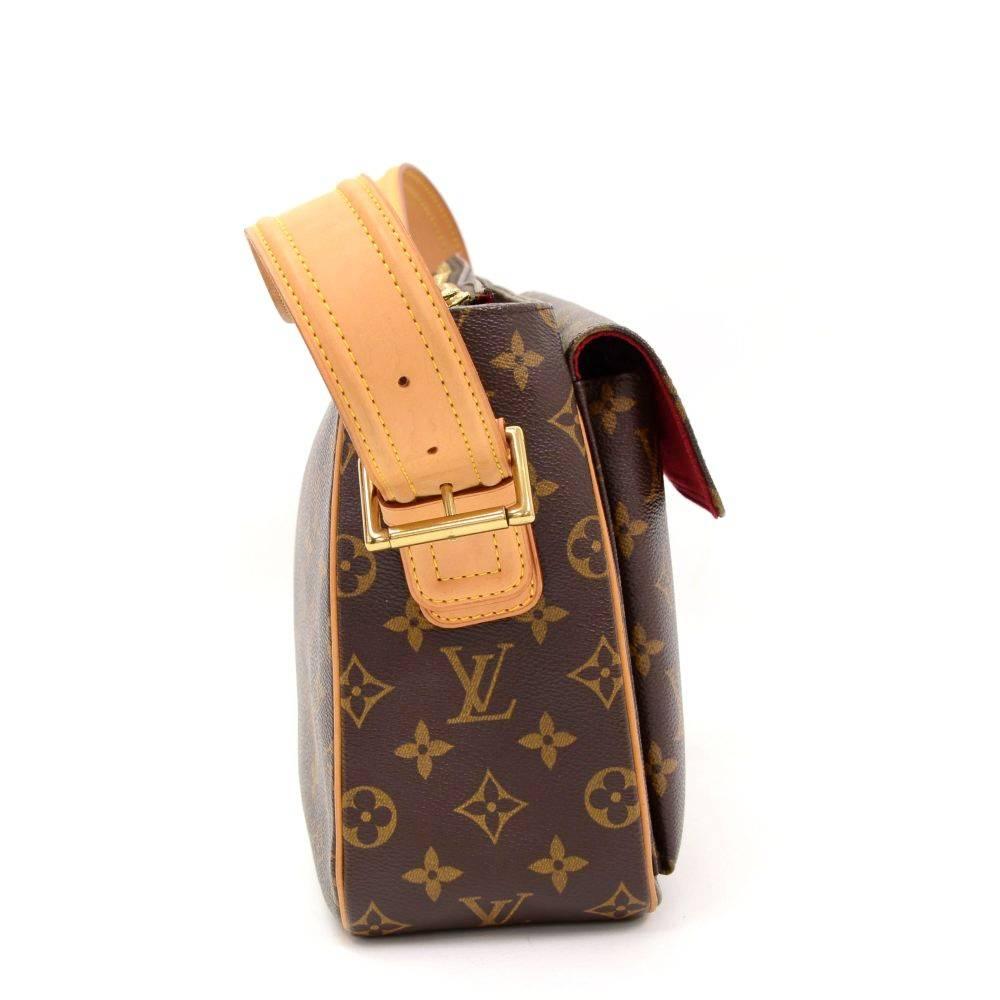 Women's Louis Vuitton Viva Cite GM Monogram Canvas Shoulder Bag