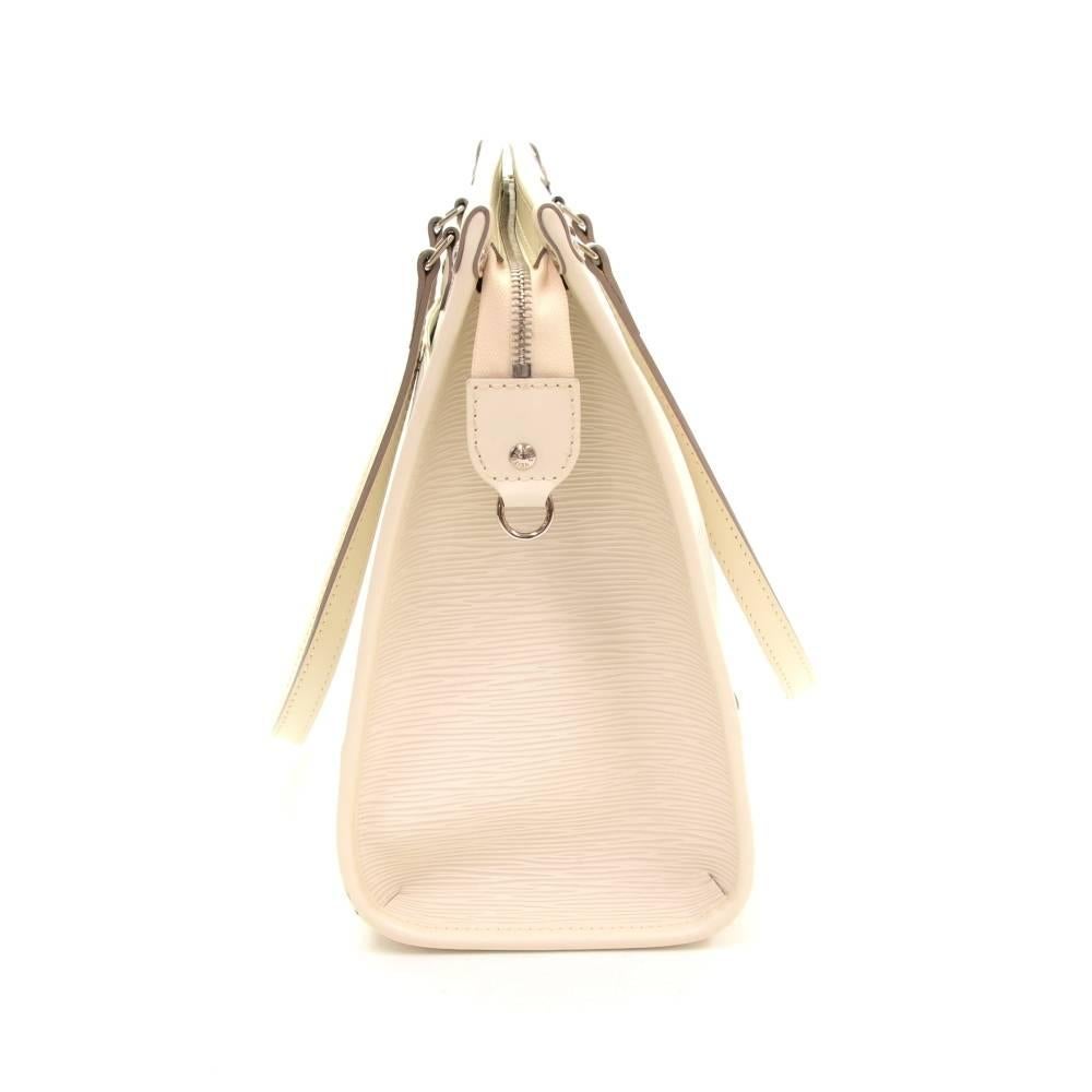 Women's Louis Vuitton Madeleine GM White Epi Leather Shoulder Hand Bag