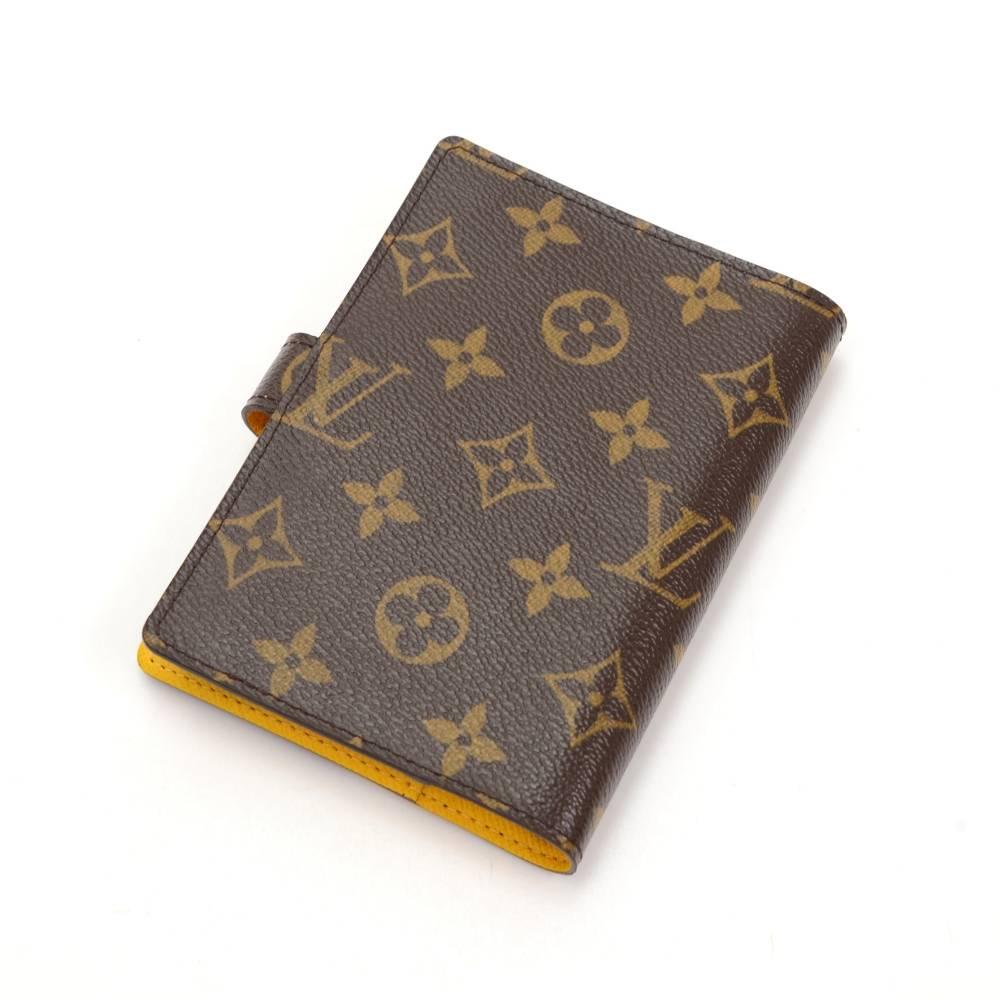 Louis Vuitton Agenda Fonctionnel PM in limited edition. It has 6 rings, 3 card slots, 2 open side pockets and a stud closure. It has small pen holder. This is limited collection item. 

Made in: Spain
Serial Number: CA0076
Size: 3.9 x 5.7 x x