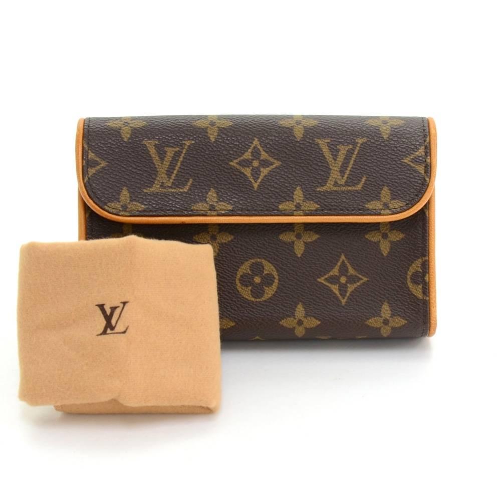 Louis Vuitton Florentine Pochette in monogram canvas. With its magnetic closure flap, the Florentine pouch is as practical as it is elegant. It can also be worn around the waist on the natural cowhide leather snap fastener belt.  It comes with