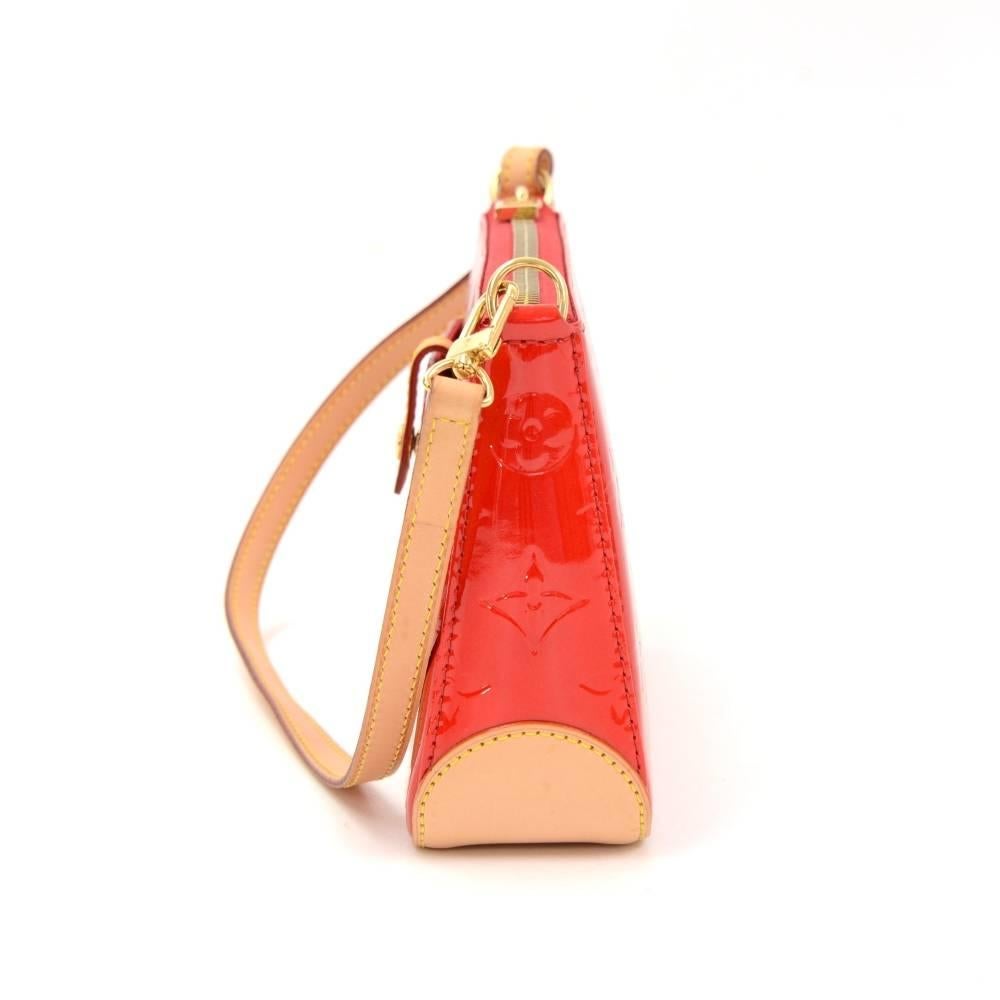 Women's Louis Vuitton Mallory Square Rouge Red Vernis Leather Pochette Accessories Bag 