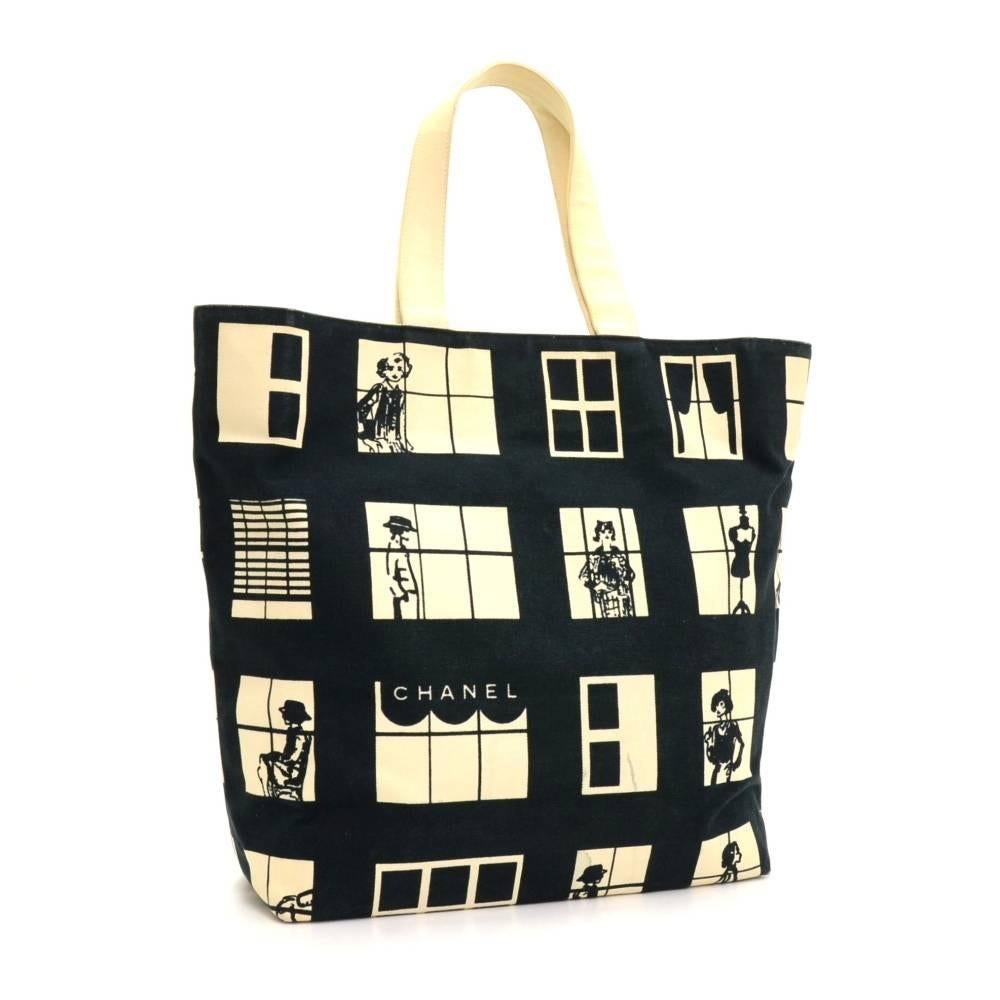 Chanel Window Line Tote in Black x White cotton. Top is secured with magnetic closure. Inside is in white lining with 1 open pocket. Carried in hand with great capacity. 

Made in: Italy
Serial Number: 8184664
Size: 12.2 x 18.1 x 4.7 inches or