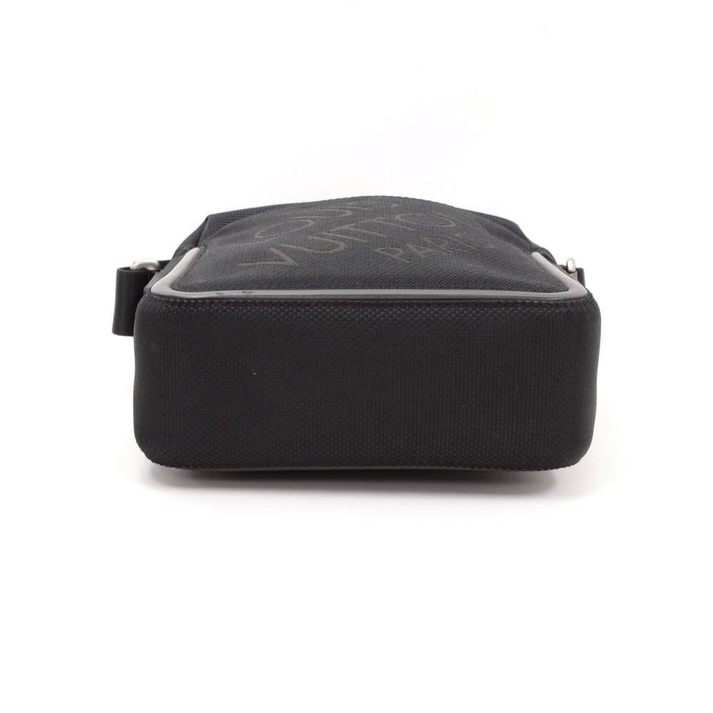 Louis Vuitton Citadin Black Damier Geant Canvas Messenger Bag 2