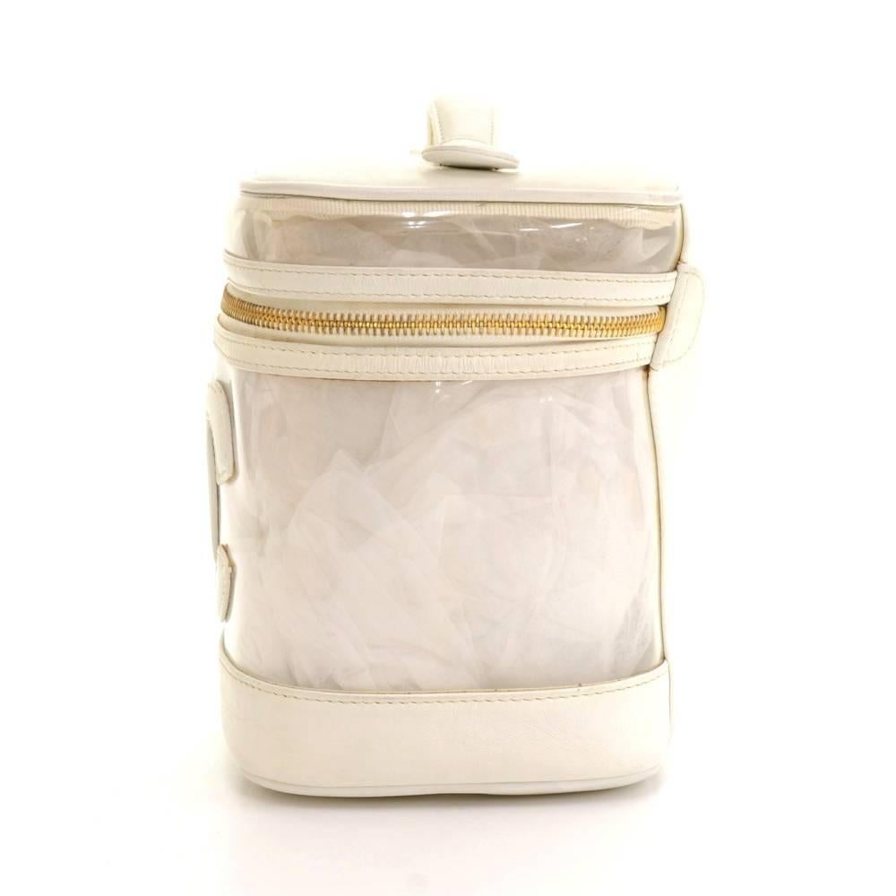 Women's Chanel Vanity White Leather x Vinyl Cosmetic Hand Bag