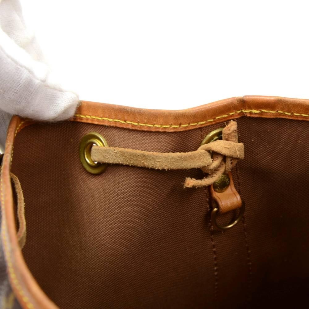 Louis Vuitton Petit Noe Monogram Canvas Shoulder Bag 4