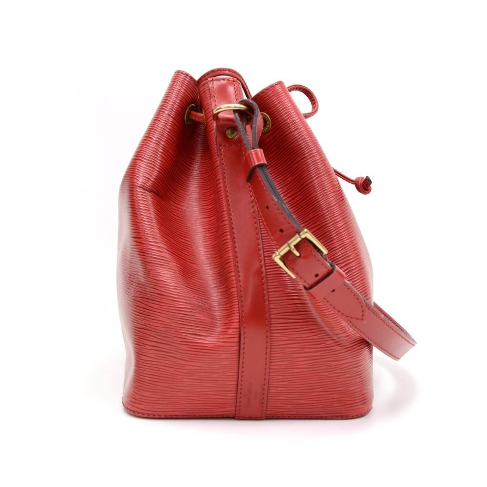 Women's Vintage Louis Vuitton Petit Noe Red Epi Leather Shoulder Bag